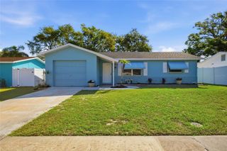 2217 LAUREN DRIVE, Largo, FL 33774