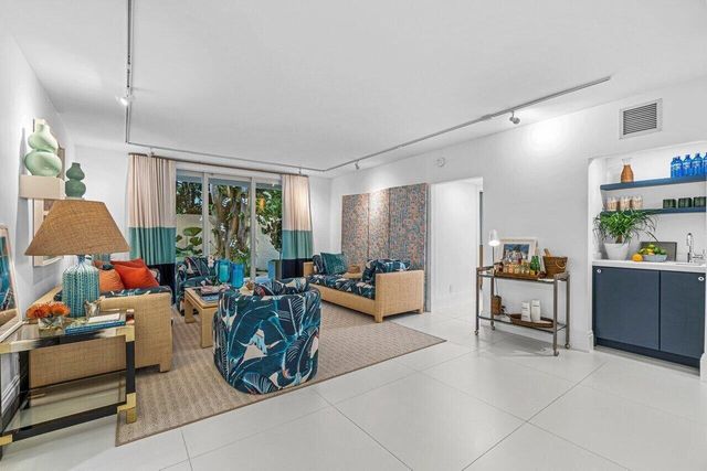 226 Brazilian Avenue 1a, Palm Beach, FL 33480