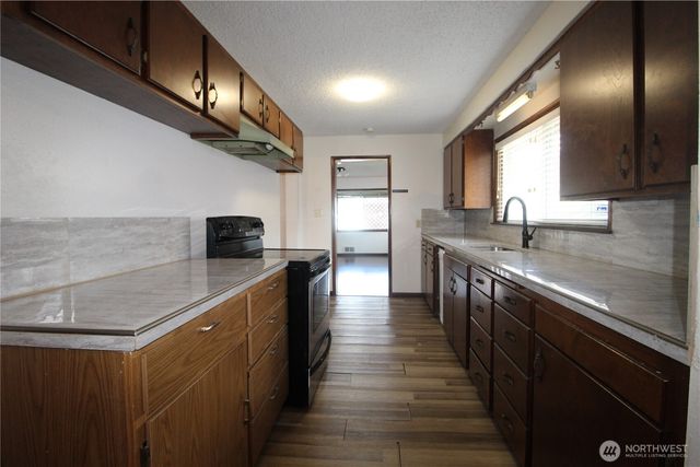 359 SW 9th, Chehalis, WA 98532