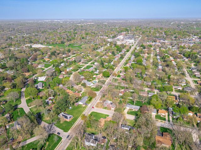 1620 Arden Avenue, Rockford, IL 61107