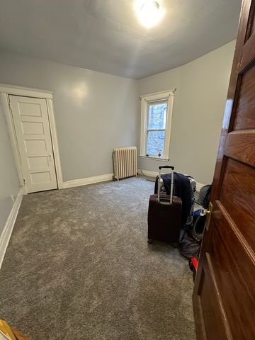 5822 W Washington Boulevard, Chicago, IL 60644