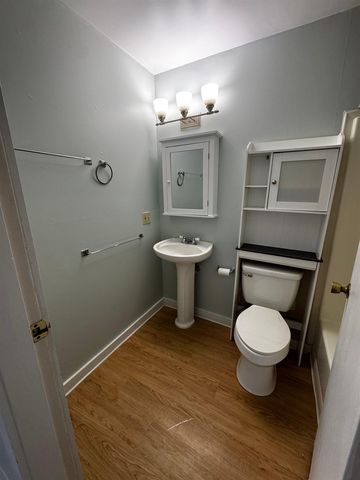 321 South Main Street, Stowe, VT 05672