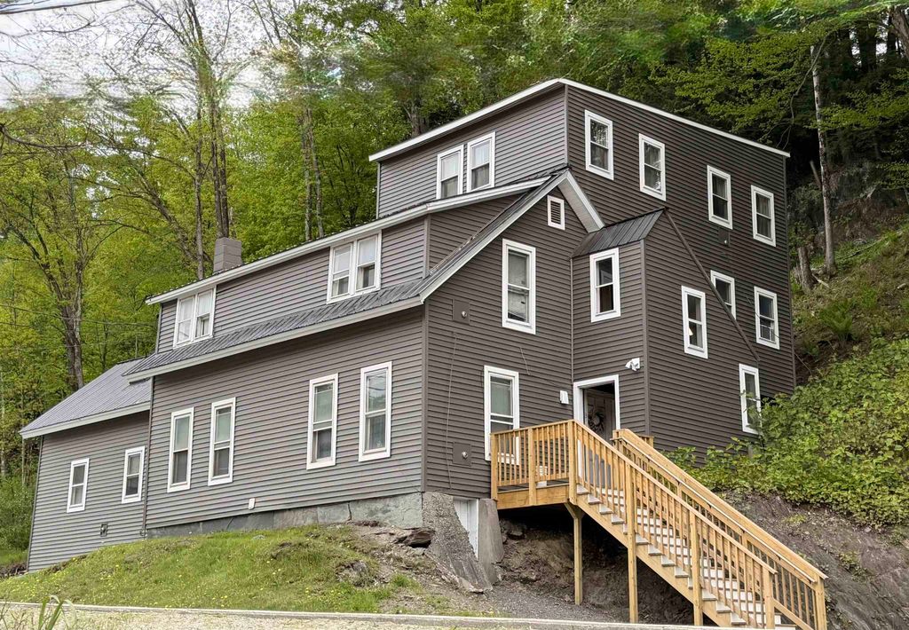 321 South Main Street, Stowe, VT 05672