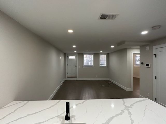 535 Newbury St. 1, Boston, MA 02215