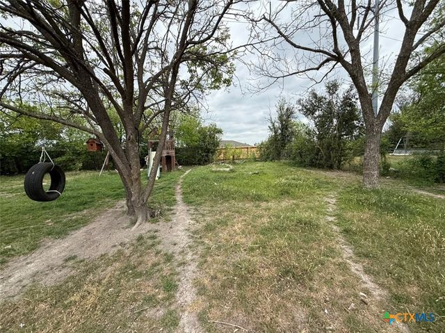 1614 E Barton Avenue, Temple, TX 76501