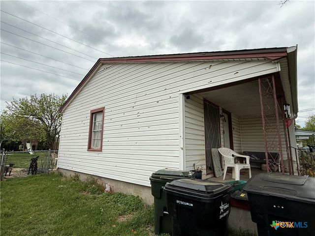 1614 E Barton Avenue, Temple, TX 76501