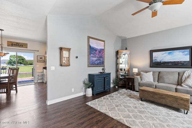 315 E TITANIUM CT, Post Falls, ID 83854