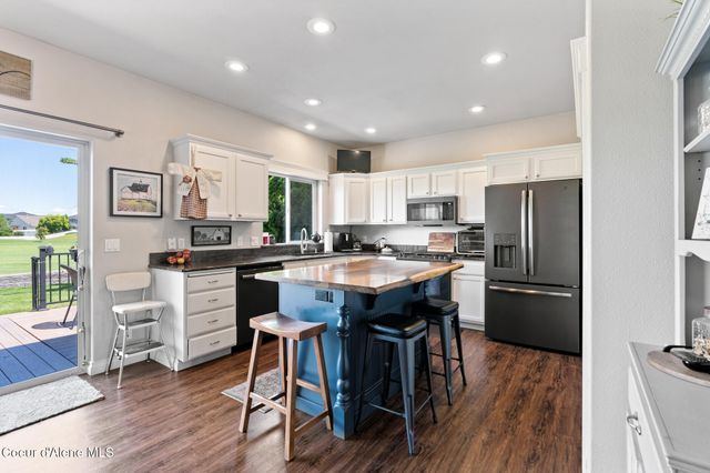 315 E TITANIUM CT, Post Falls, ID 83854