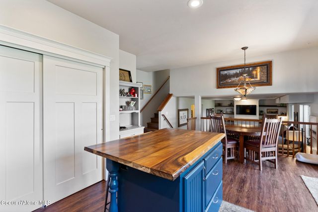 315 E TITANIUM CT, Post Falls, ID 83854