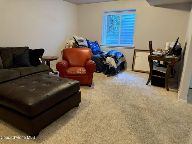 315 E TITANIUM CT, Post Falls, ID 83854