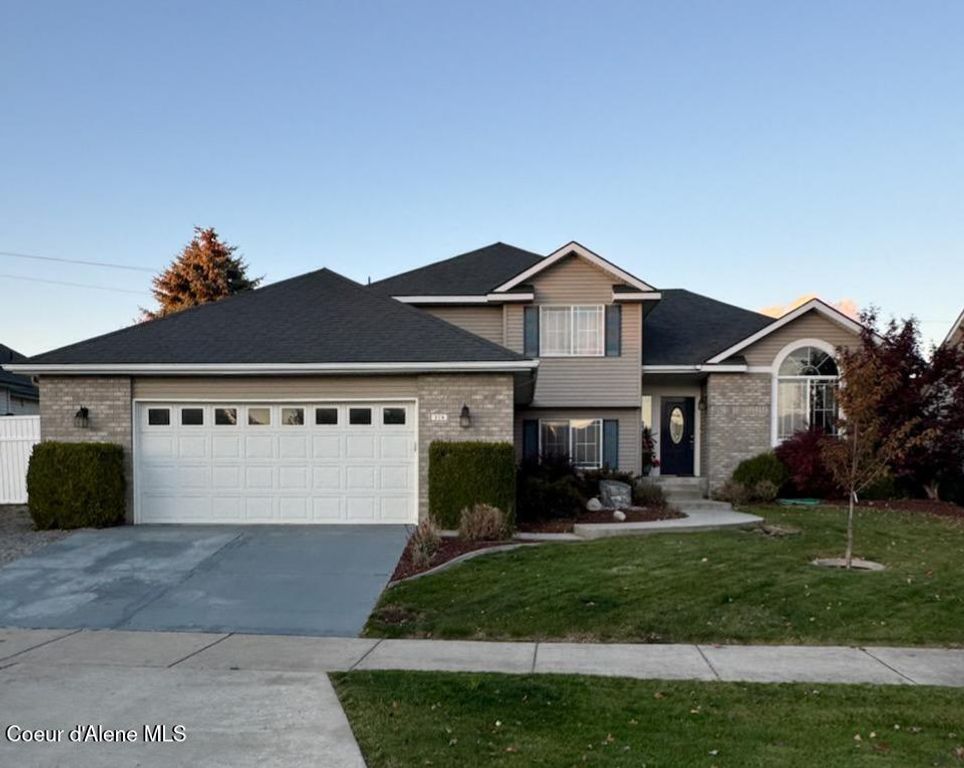315 E TITANIUM CT, Post Falls, ID 83854