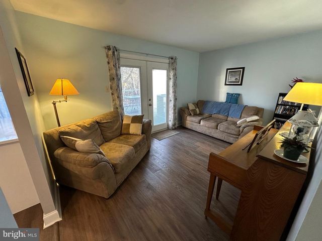 1259 LISA DR, Warrington, PA 18976