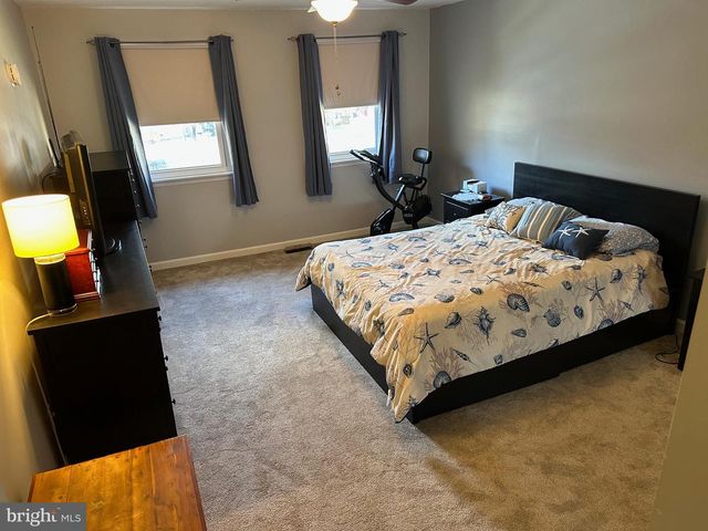 1259 LISA DR, Warrington, PA 18976