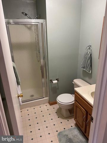 1259 LISA DR, Warrington, PA 18976