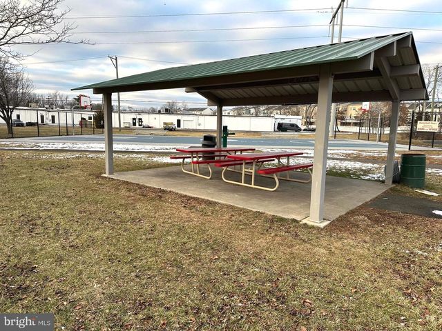 1259 LISA DR, Warrington, PA 18976