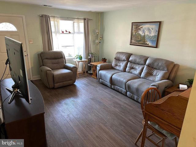 1259 LISA DR, Warrington, PA 18976