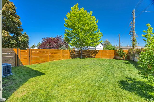 7067 S 2155 E, Cottonwood Heights, UT 84121