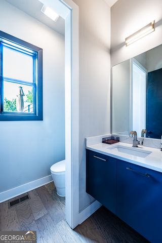 685 Vidalia Lane NW, Atlanta, GA 30318