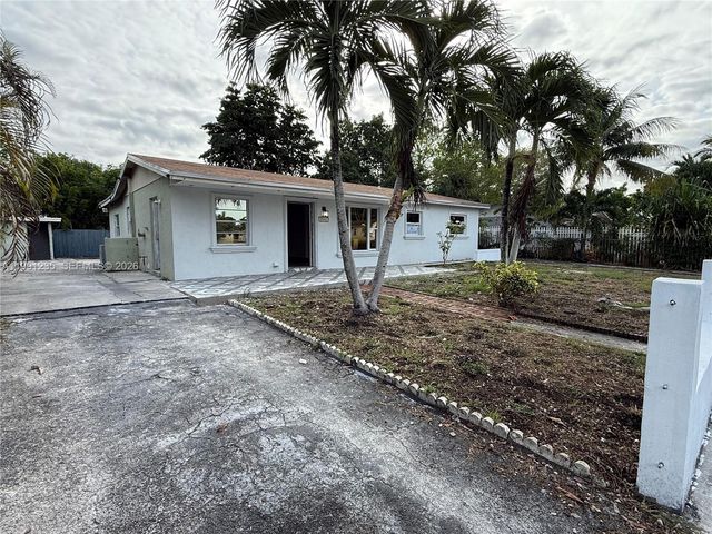 20001 NW 43rd Pl, Miami Gardens, FL 33055