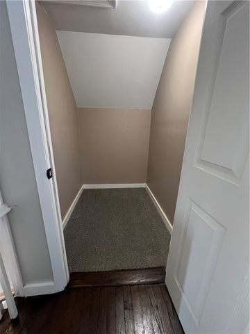 157 Grosvenor Avenue, East Providence, RI 02914