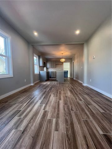 157 Grosvenor Avenue, East Providence, RI 02914