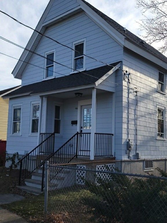 157 Grosvenor Avenue, East Providence, RI 02914