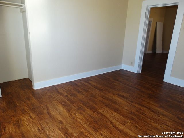 262 Ray Ave, San Antonio, TX 78204