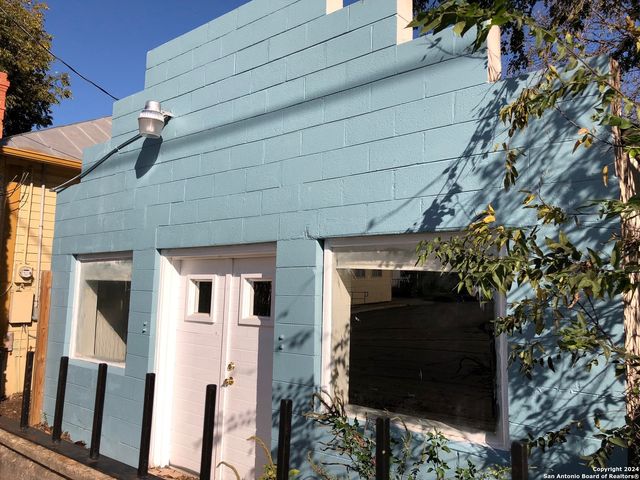 262 Ray Ave, San Antonio, TX 78204