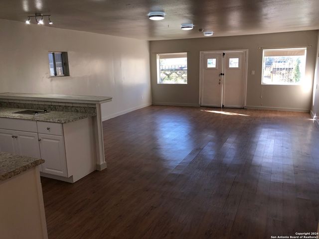 262 Ray Ave, San Antonio, TX 78204