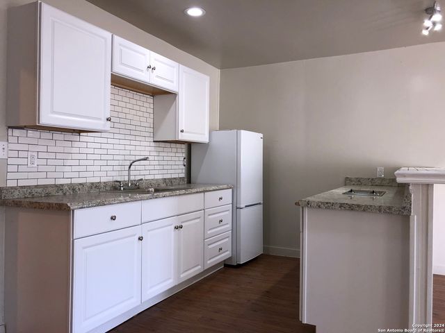 262 Ray Ave, San Antonio, TX 78204