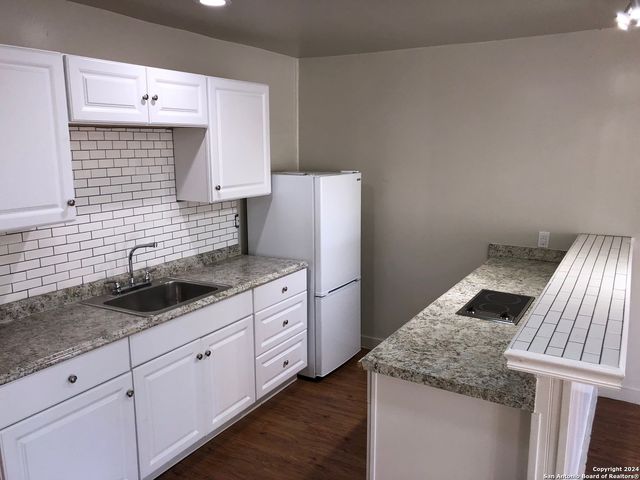 262 Ray Ave, San Antonio, TX 78204