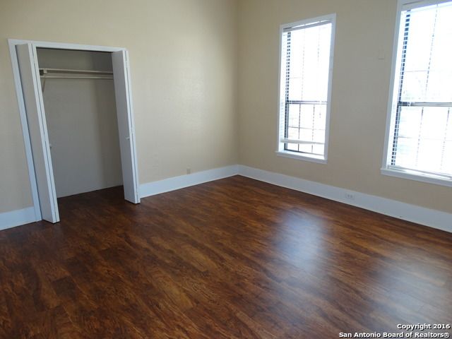 262 Ray Ave, San Antonio, TX 78204