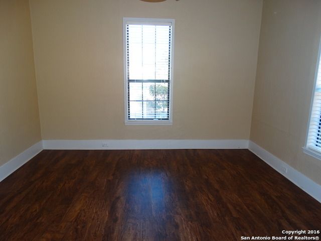 262 Ray Ave, San Antonio, TX 78204