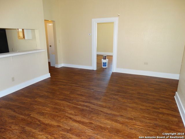 262 Ray Ave, San Antonio, TX 78204