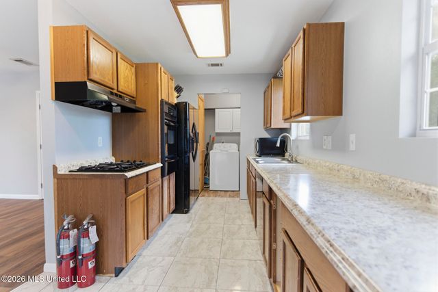 13517 Artes Street, Gulfport, MS 39503