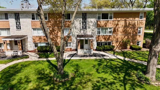 6910 W 109th Street 1B, Worth, IL 60482