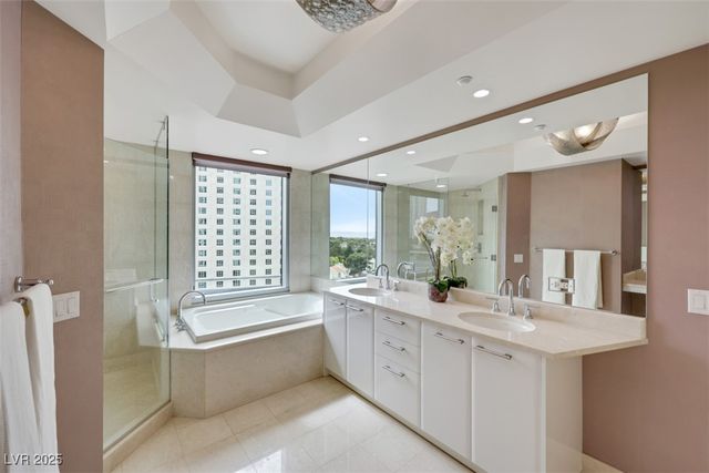 322 Karen Avenue 708, Las Vegas, NV 89109