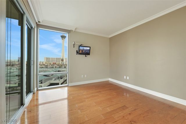 322 Karen Avenue 708, Las Vegas, NV 89109