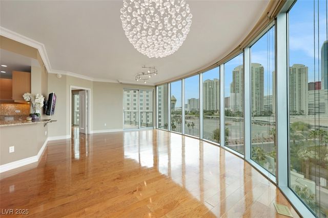 322 Karen Avenue 708, Las Vegas, NV 89109