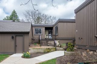 2 Northwick Court, Ann Arbor, MI 48105