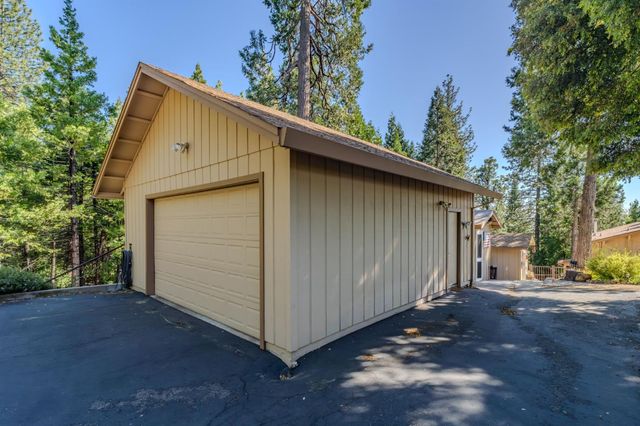 27279 Inspiration Dr, Pioneer, CA 95666