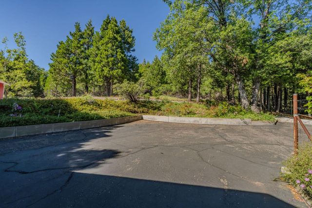 27279 Inspiration Dr, Pioneer, CA 95666