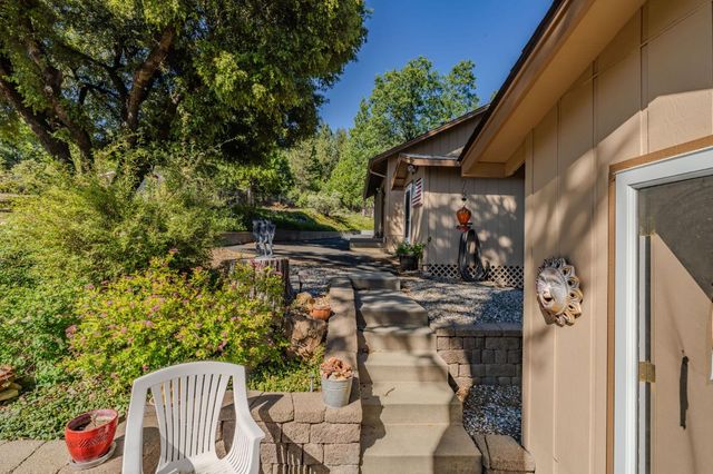 27279 Inspiration Dr, Pioneer, CA 95666