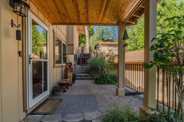 27279 Inspiration Dr, Pioneer, CA 95666