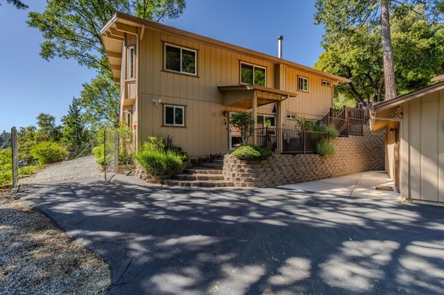 27279 Inspiration Dr, Pioneer, CA 95666