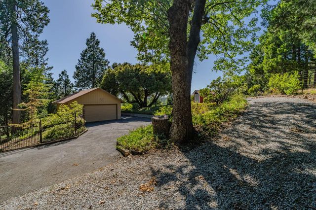 27279 Inspiration Dr, Pioneer, CA 95666