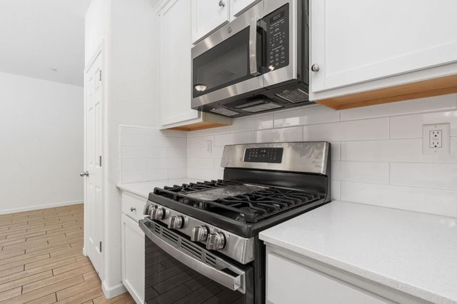 6389 E Moscato Drive, Fresno, CA 93727