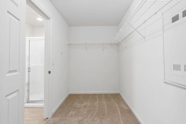 6389 E Moscato Drive, Fresno, CA 93727