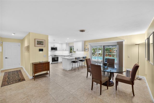 547 E Causeway Boulevard, Vero Beach, FL 32963