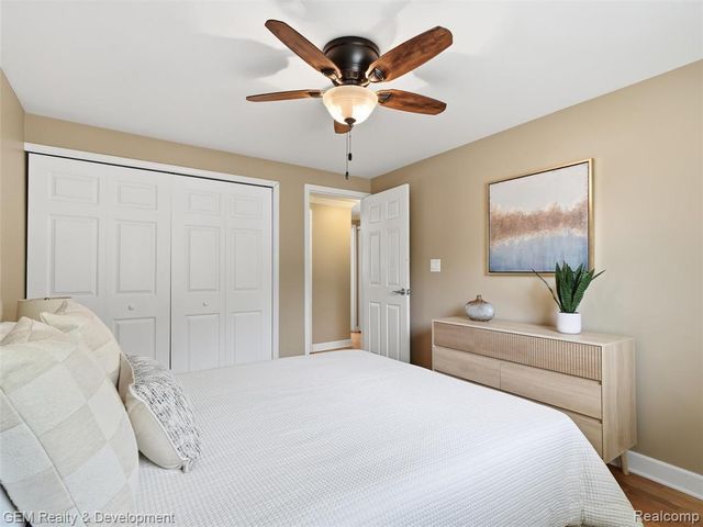 910 Virginia Street, Plymouth, MI 48170